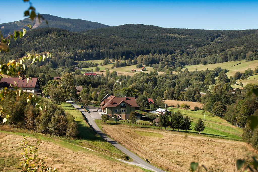 Villa Rosa Строне-Слёнске Экстерьер фото